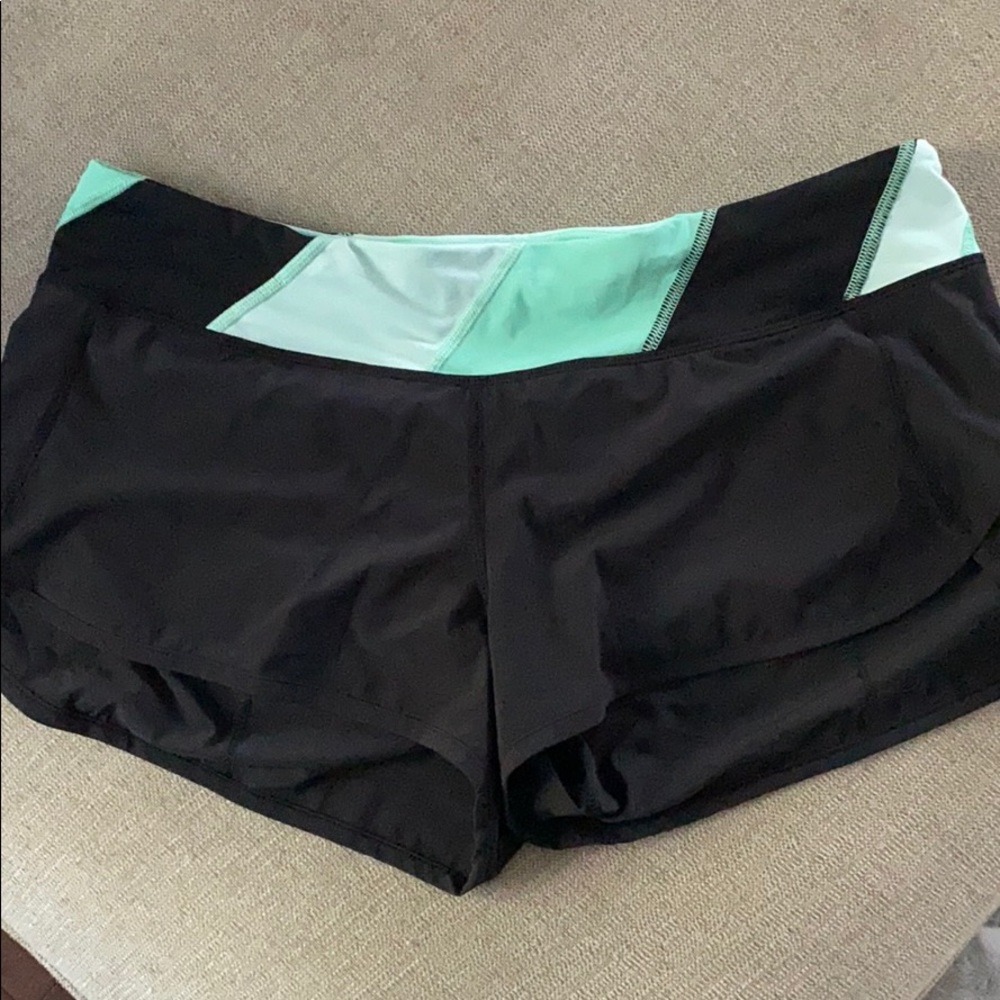 Speed up 2.5 lululemon short